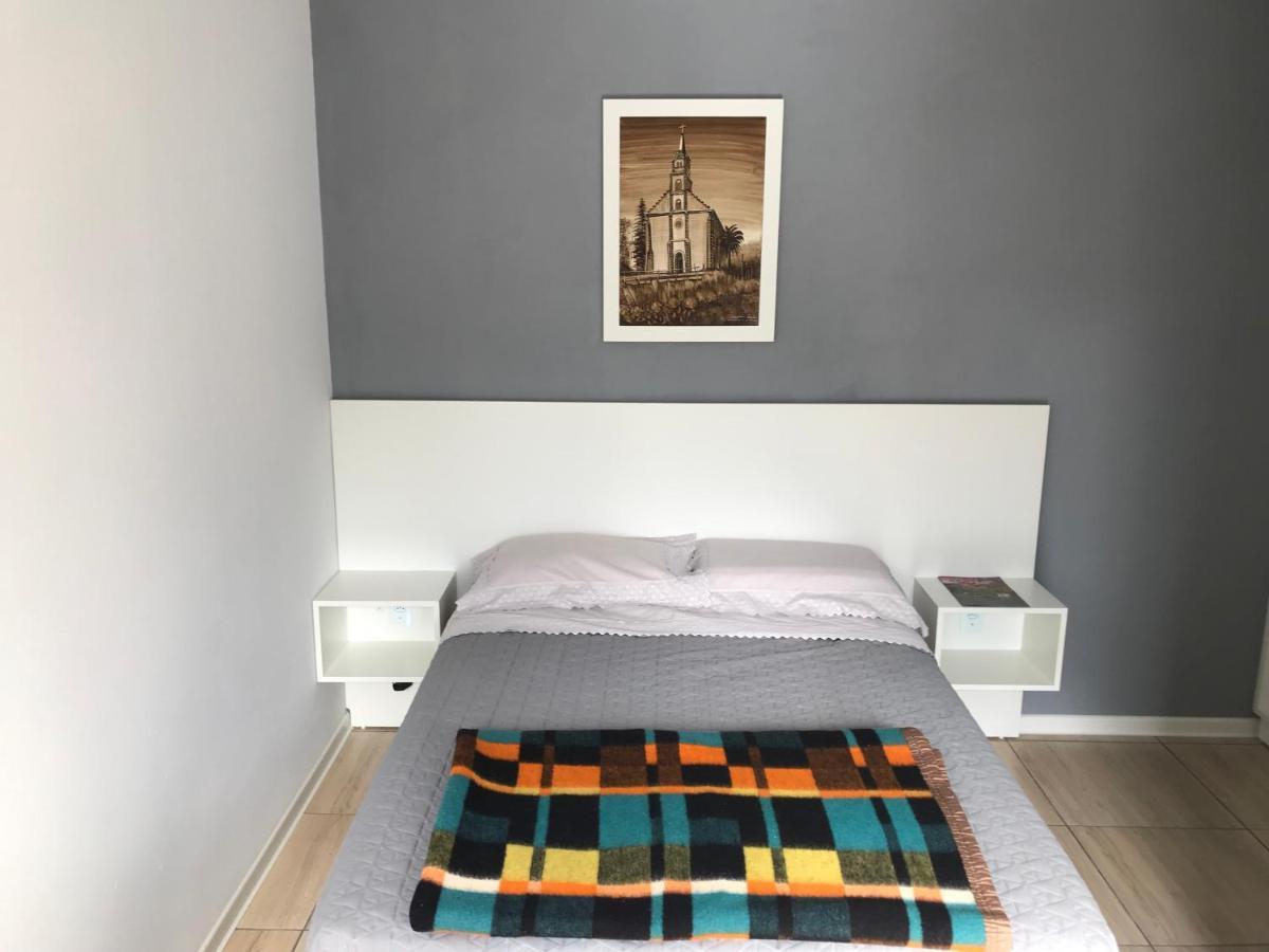 Suite Em Gramado, Proxima A Avenida Das Hortencias Extérieur photo
